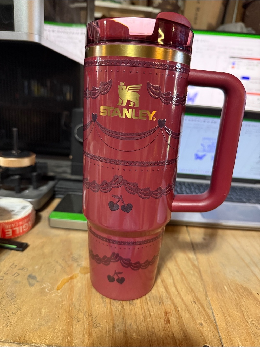 Stanley 30oz Red Velvet Cake Colorway